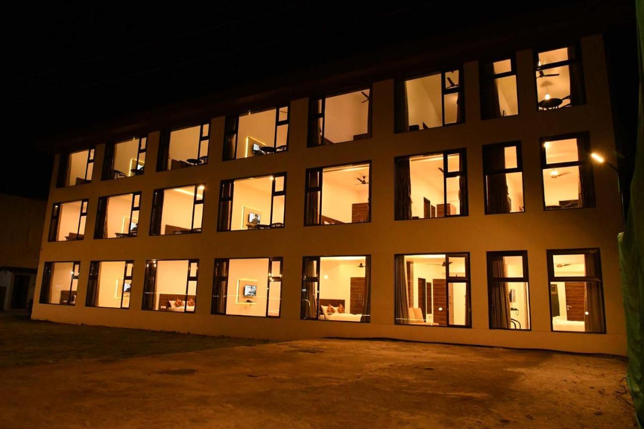 Royal Orbit Hotel Panchgani Exterior photo